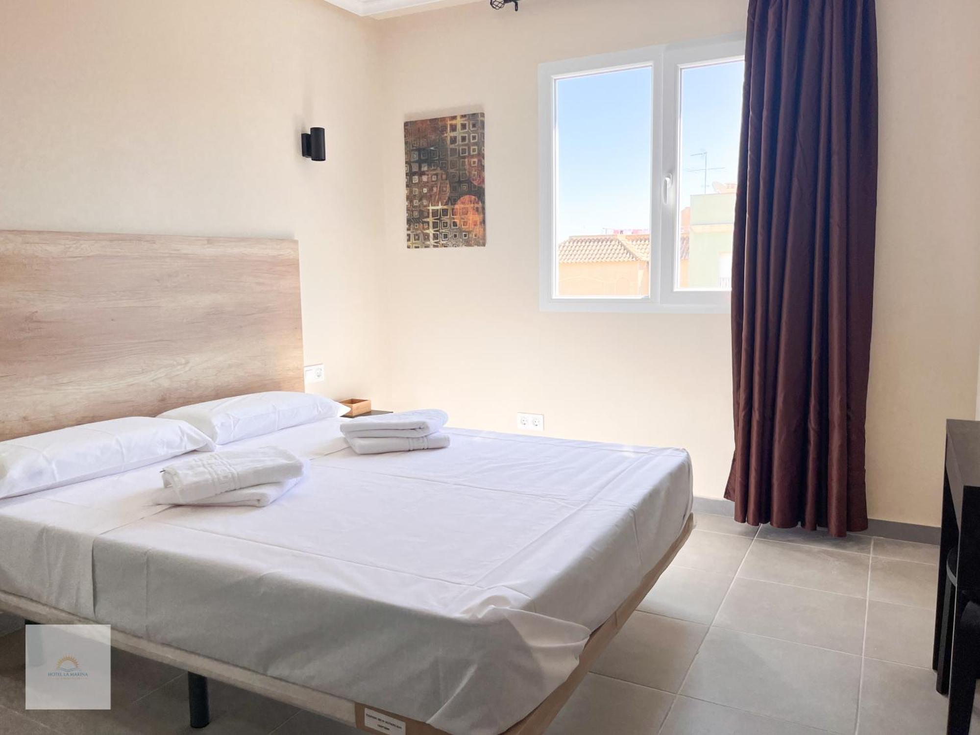 Hotel La Marina Elche Ла-Марина Екстер'єр фото