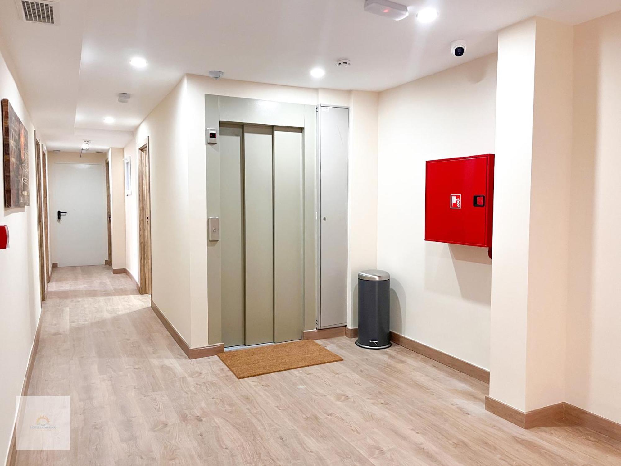 Hotel La Marina Elche Ла-Марина Екстер'єр фото