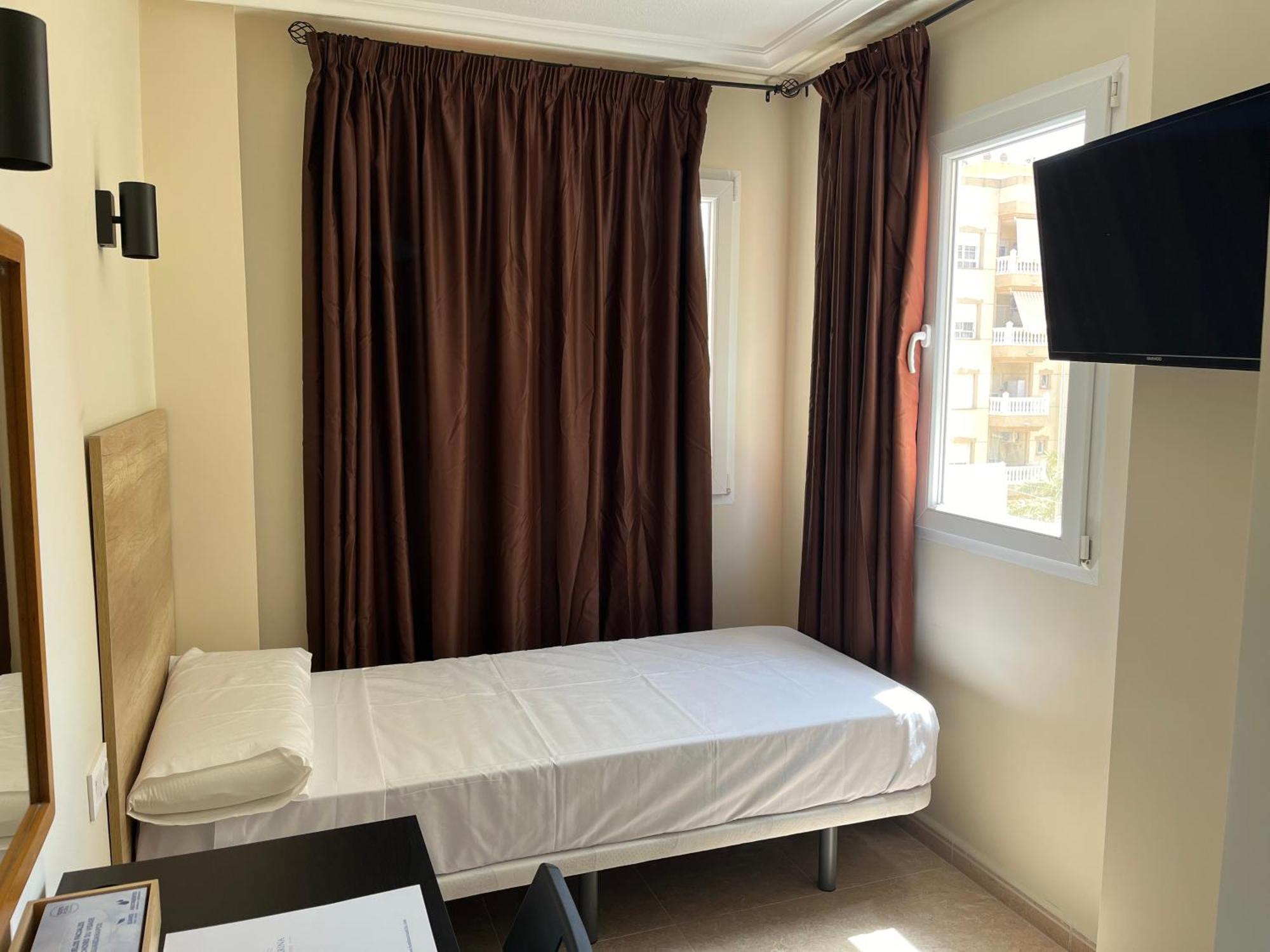 Hotel La Marina Elche Ла-Марина Екстер'єр фото